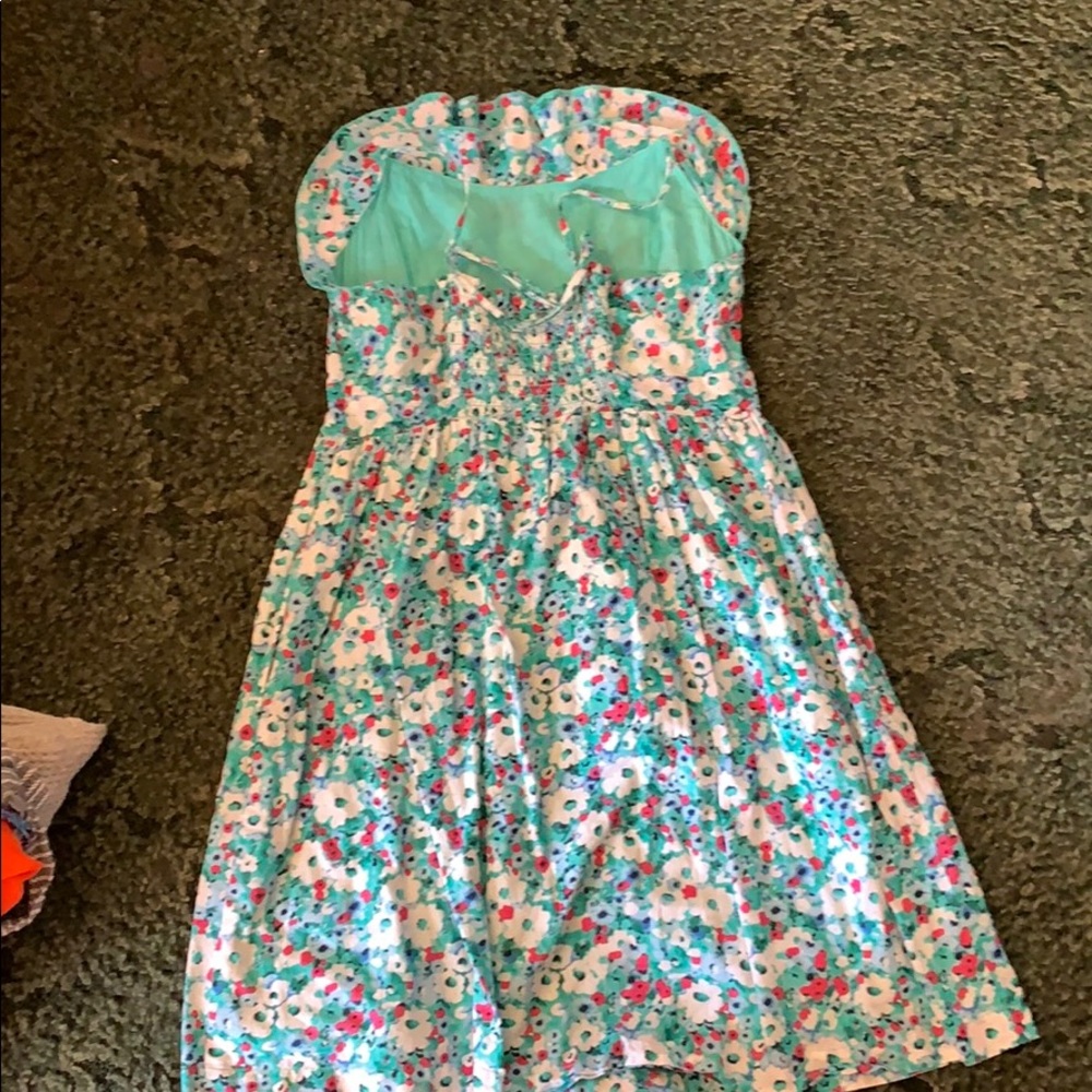 Dress - Picture 2 of 3